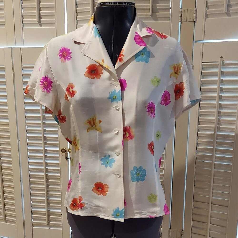 Silk Floral Blouse by Ishyu  Size 6